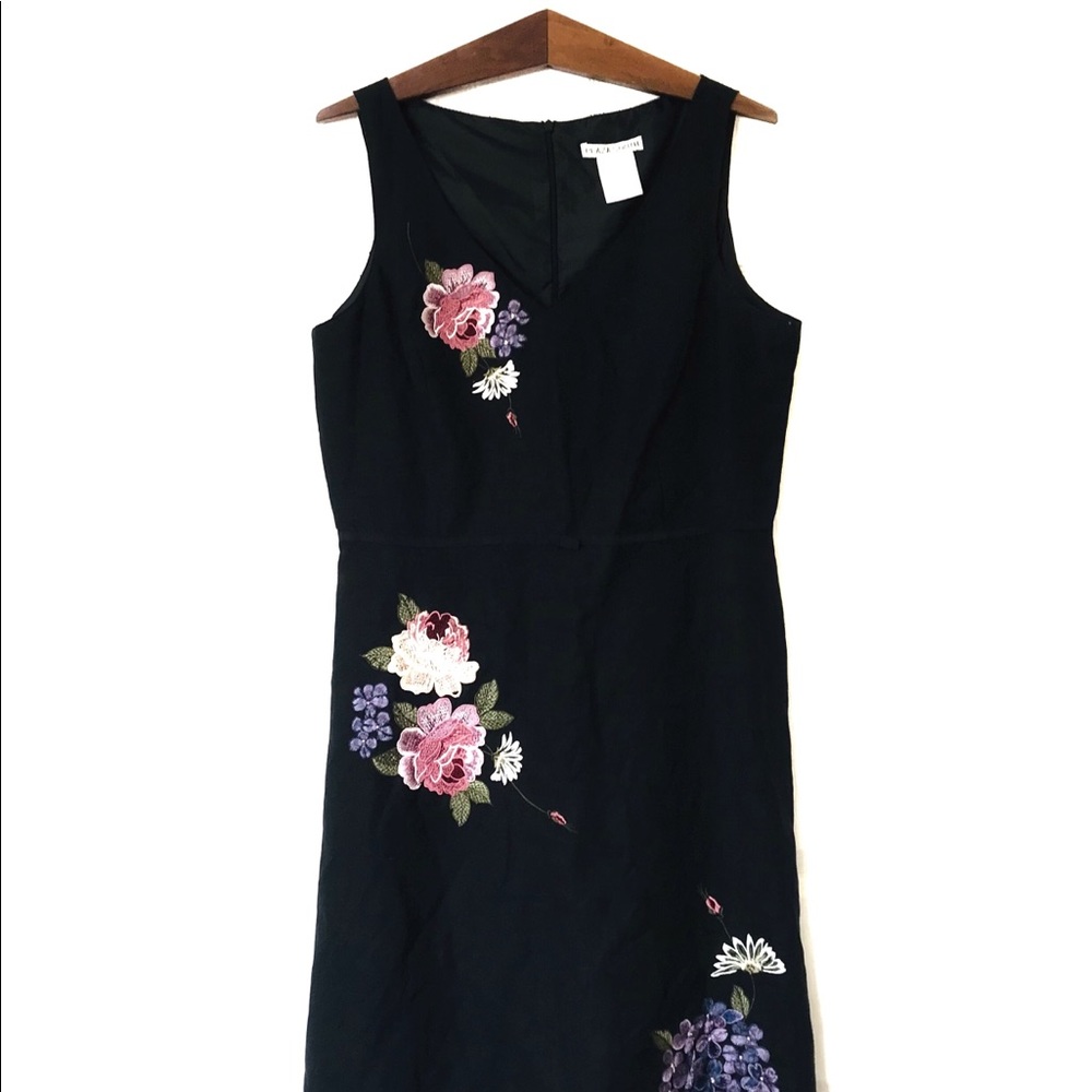 PLAZA SOUTH Embroidered Linen dress